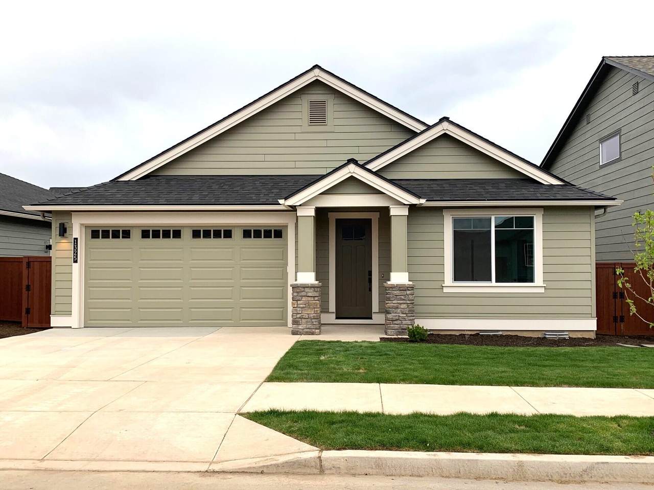 1325 Whistle Way - Photo 1