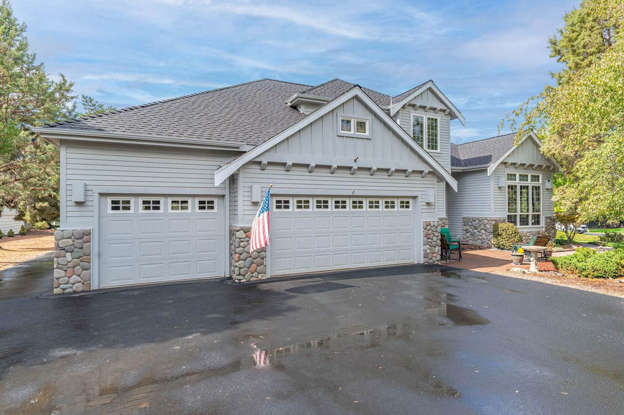 2315 Linnet Lane - Photo 1
