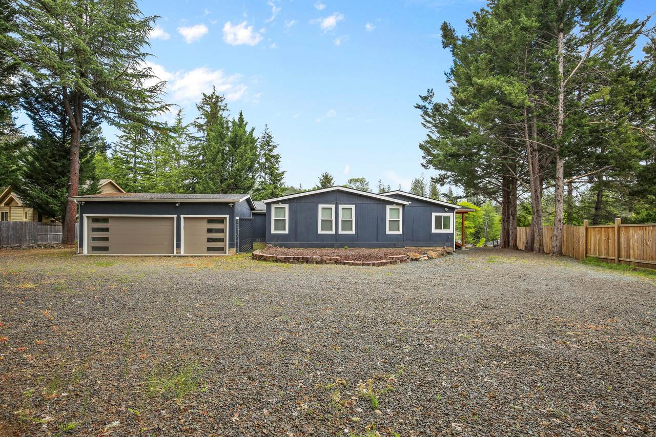 84 Meadow Lane - Photo 1