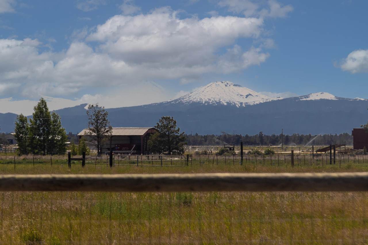 https://bt-photos.global.ssl.fastly.net/coar/1280_boomver_2_220199919-2.jpg