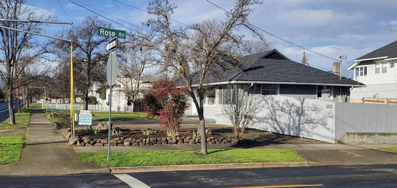 1204 Main Street - Photo 1