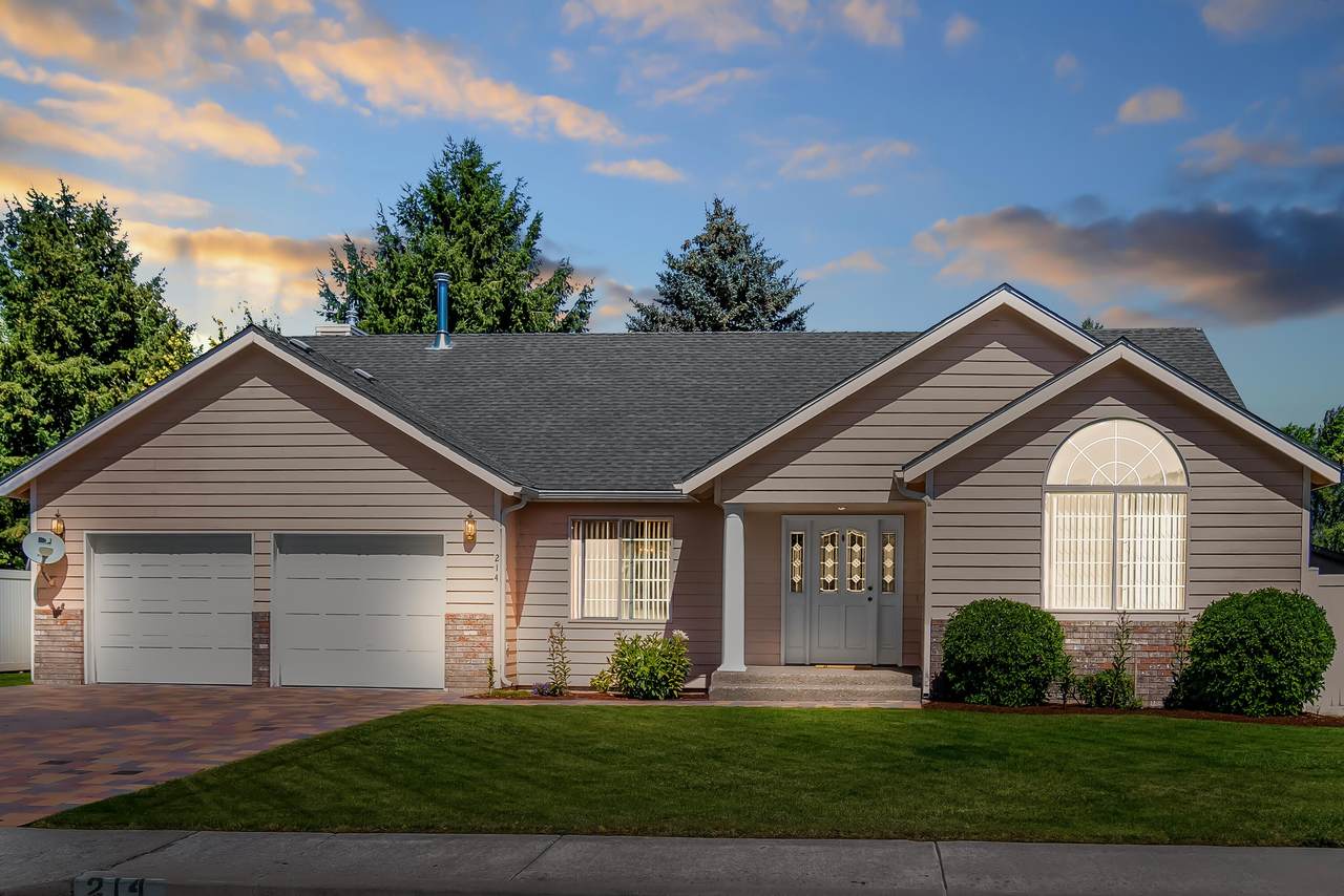 214 Meadow Lakes Drive - Photo 1