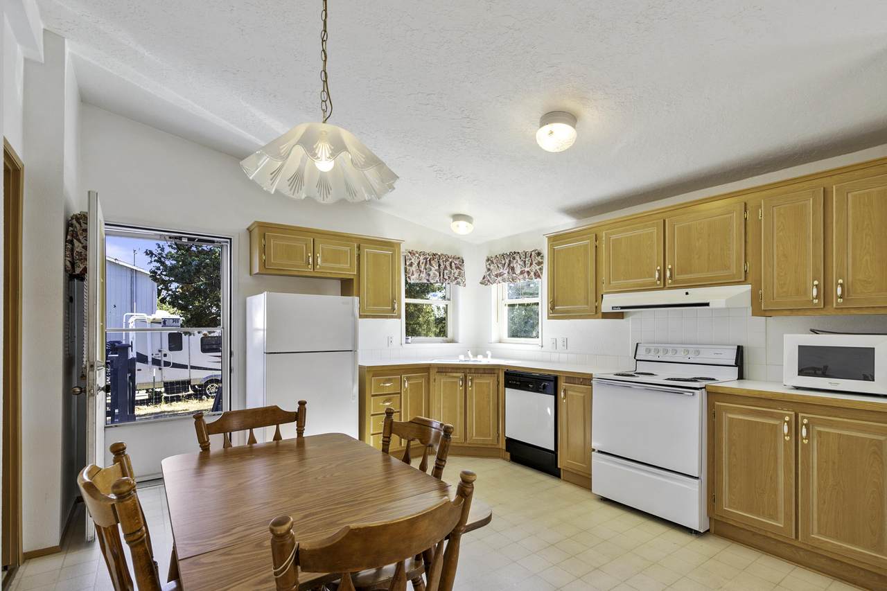 14045 Ridge Place - Photo 1