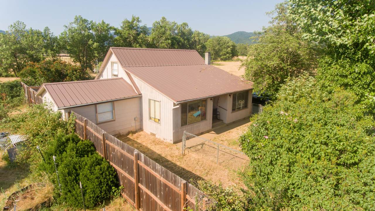 6730 Holland Loop Road - Photo 1