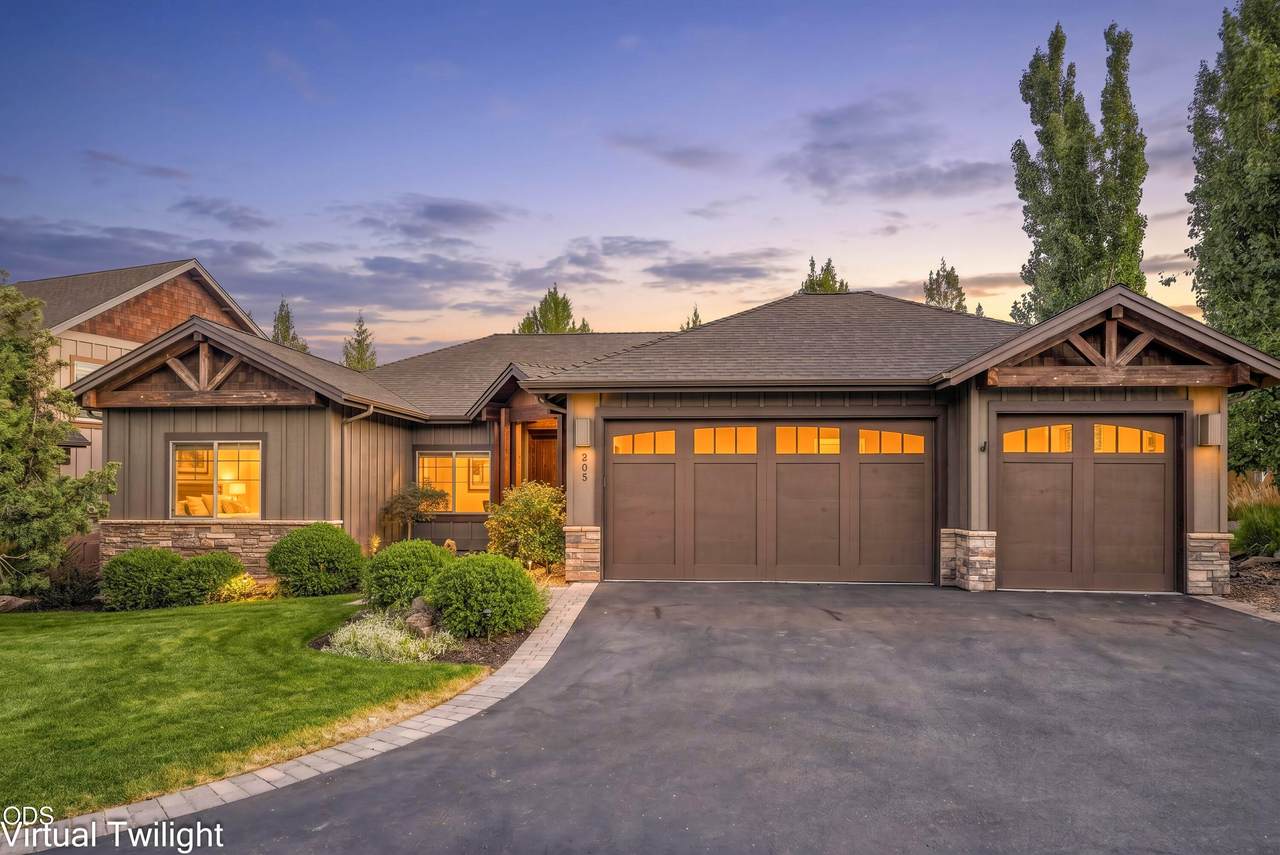 205 Vista Rim Drive - Photo 1