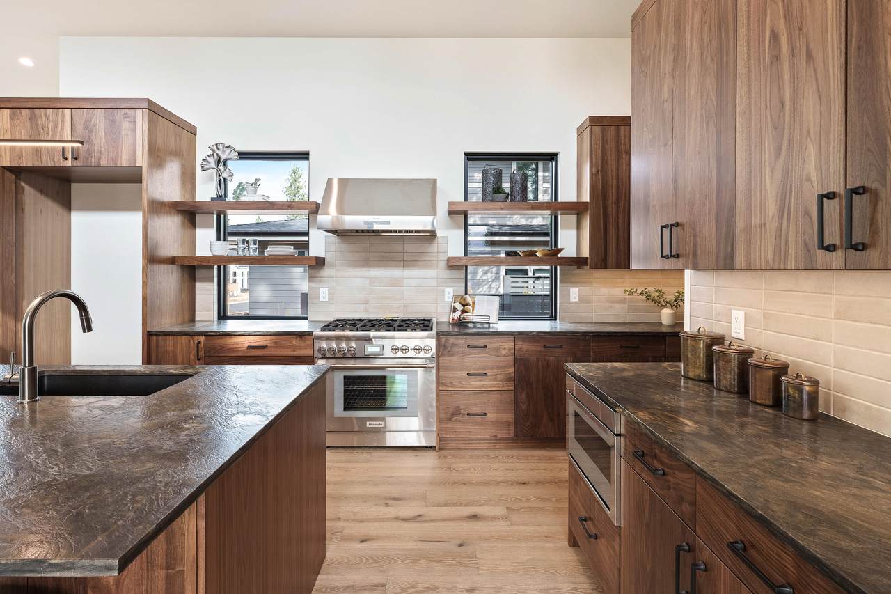 3371 Leavitt Lane - Photo 1