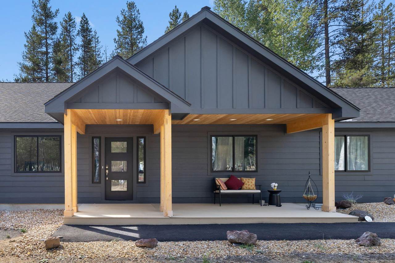 15943 Cascade Lane - Photo 1