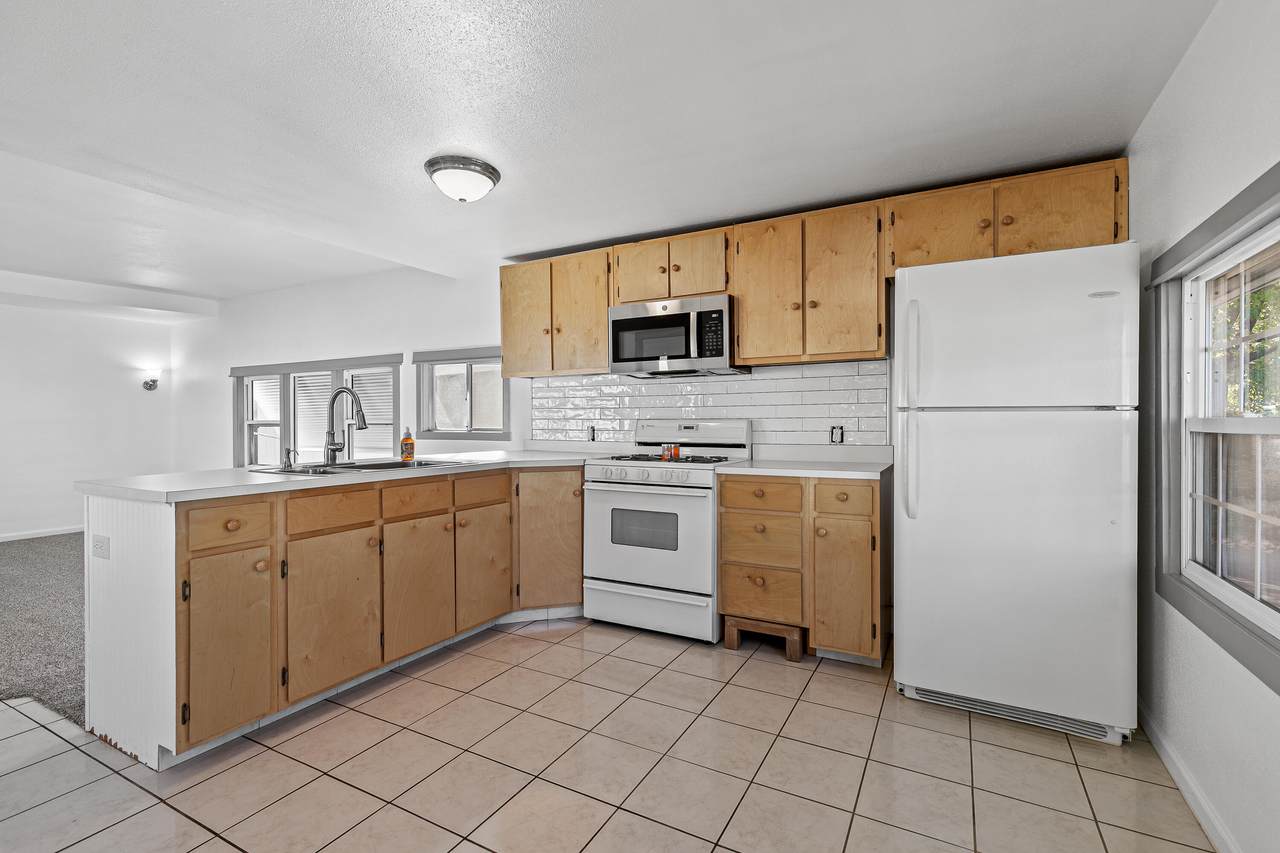 2252 Table Rock Road - Photo 1