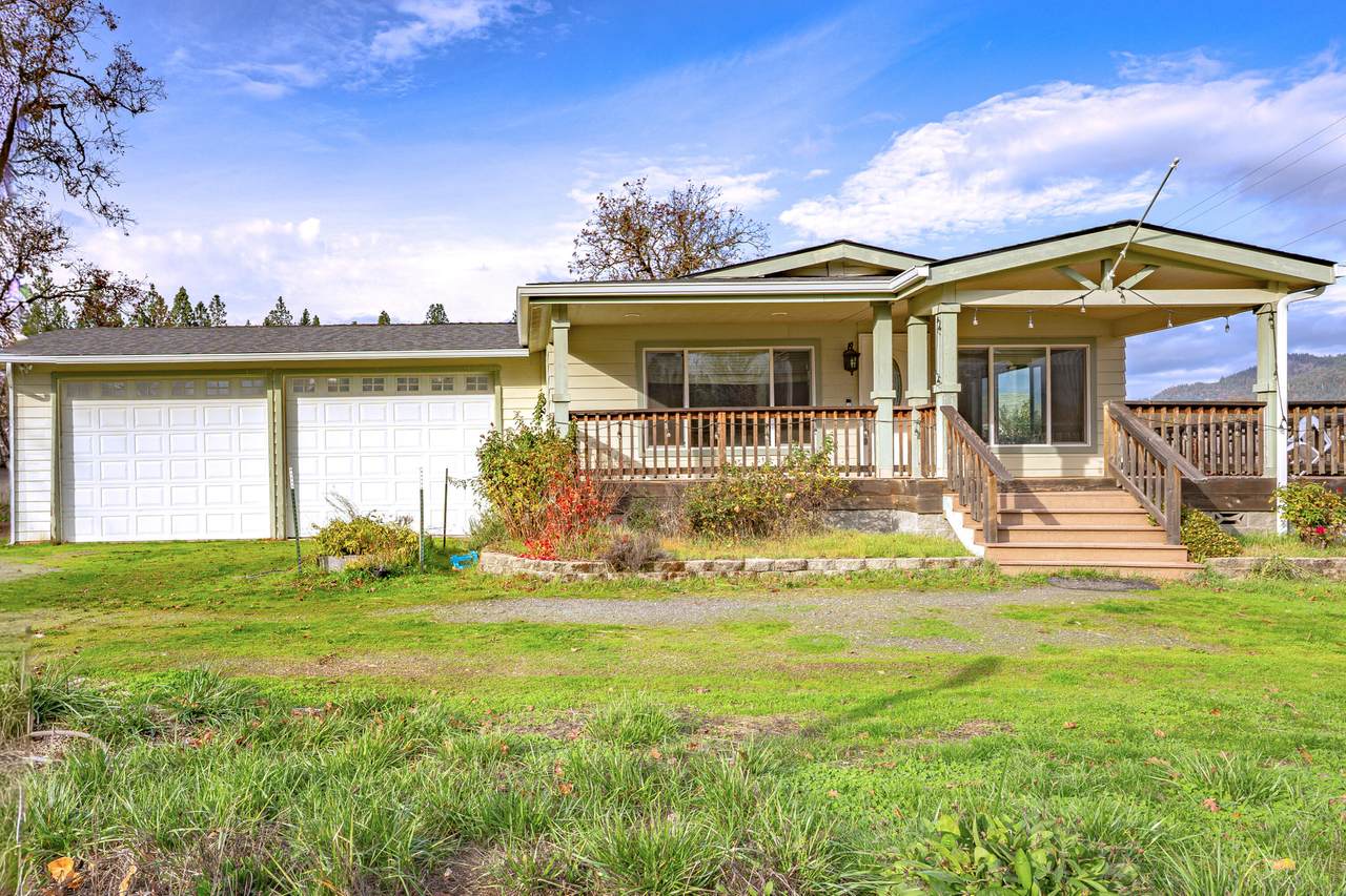 212 Martin Road - Photo 1