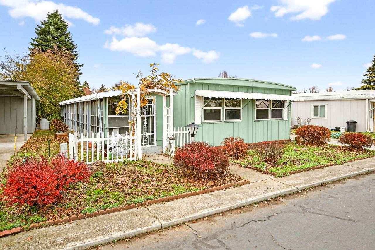 2252 Table Rock Road - Photo 1