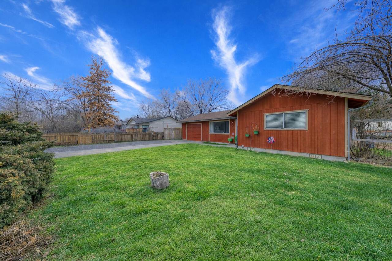 2634 Umatilla Court - Photo 1