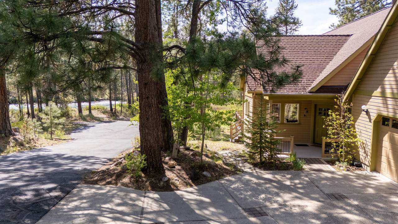 53509 Kokanee Way - Photo 1