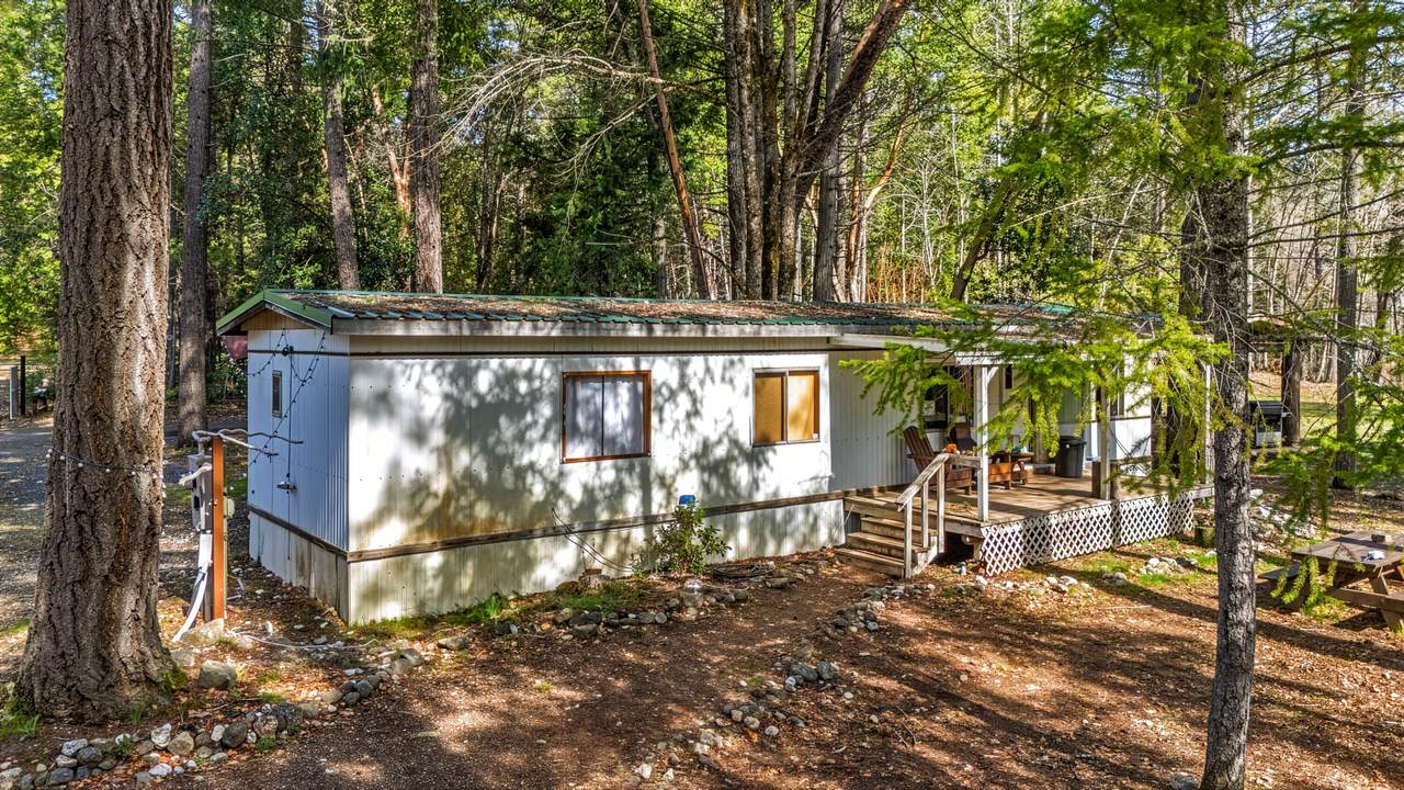 9439 Holland Loop Road - Photo 1