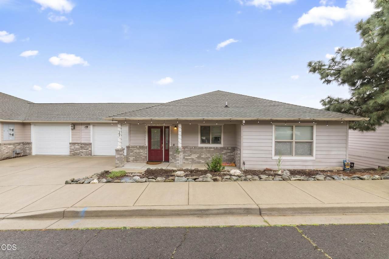 457 Elm Street - Photo 1
