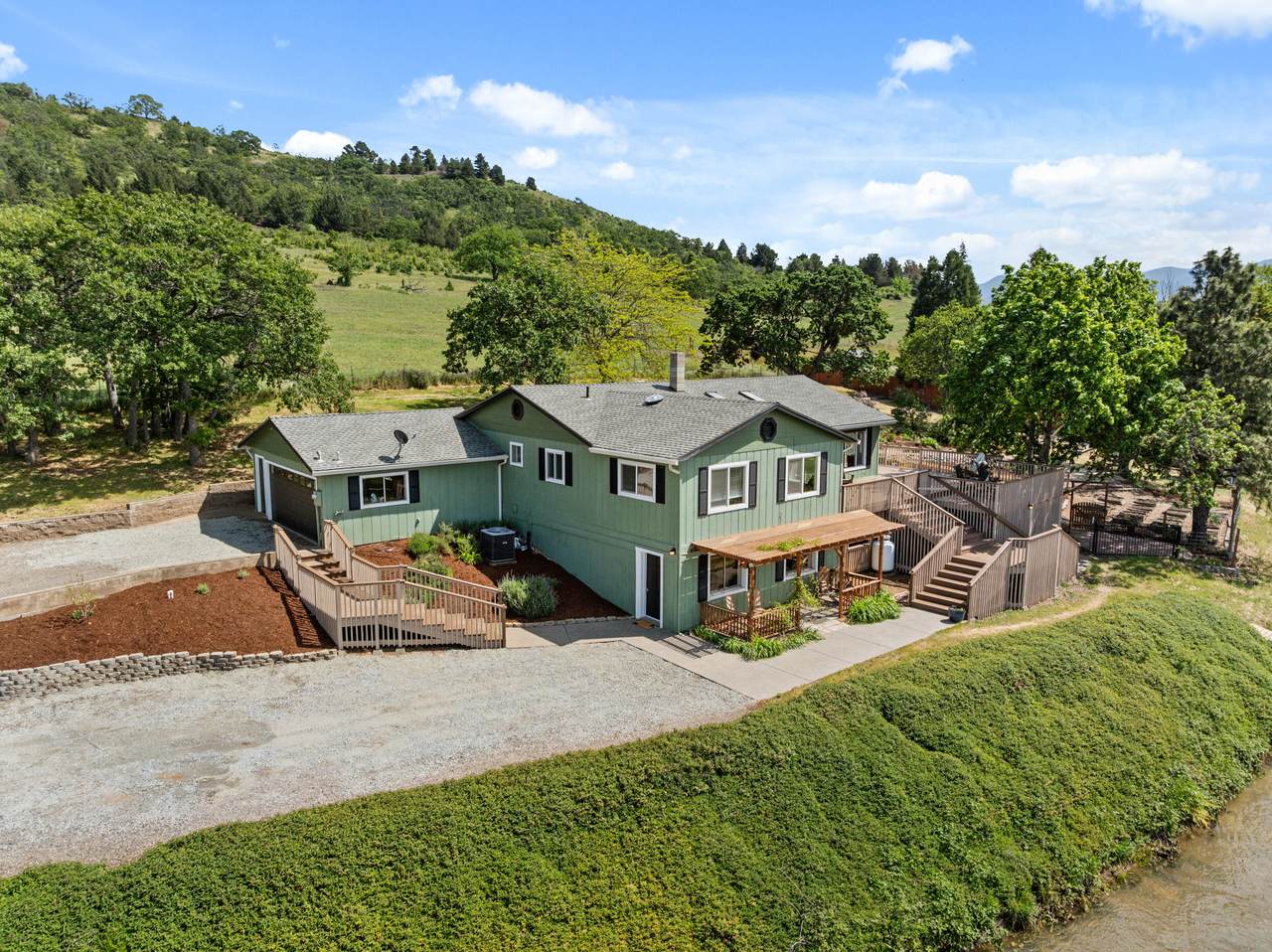 2140 Valley View Road - Photo 1