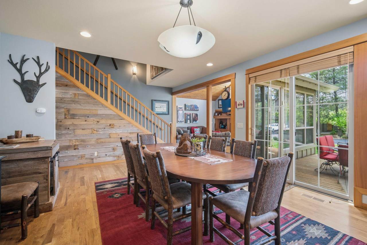 57129 Evergreen Loop - Photo 1