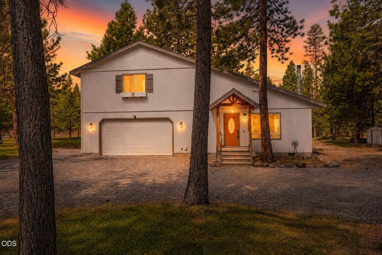 149112 Auderine Circle - Photo 1