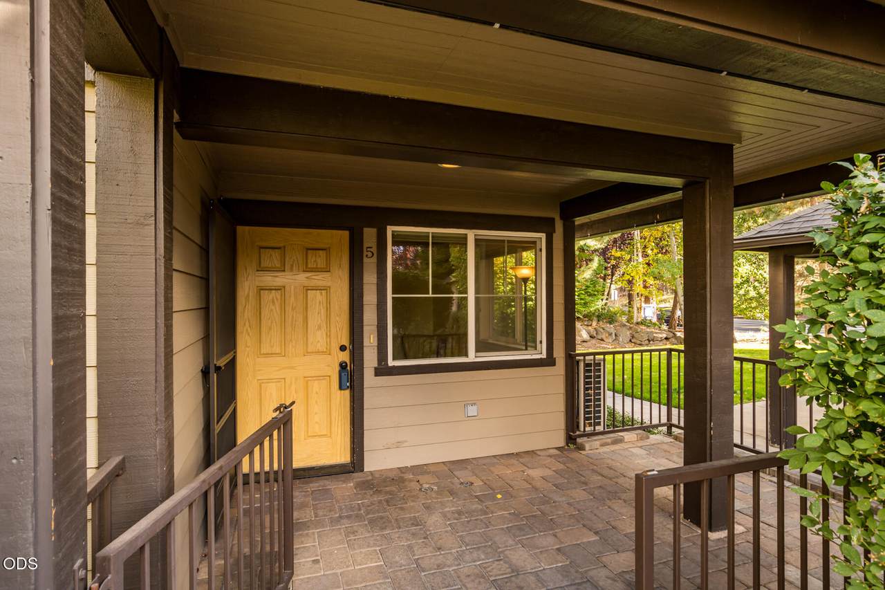 1929 Monterey Pines Drive - Photo 1