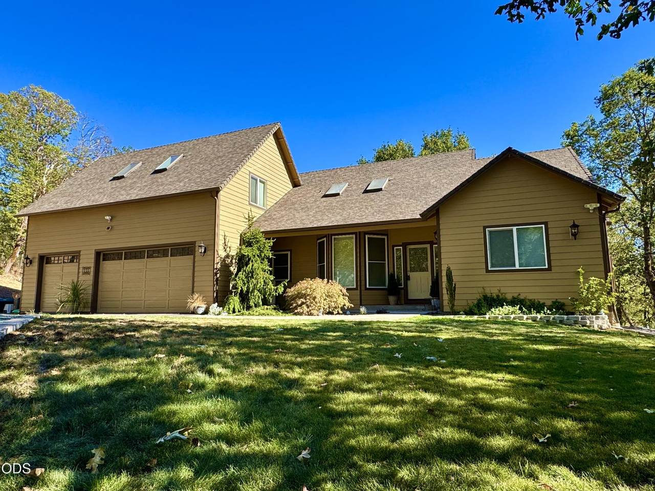 155 El Camino Way - Photo 1