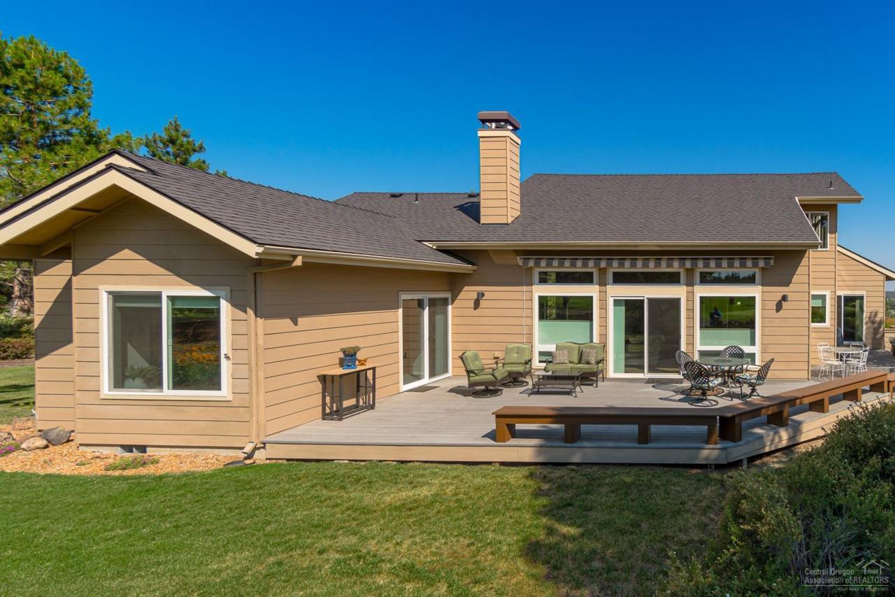 568 Widgeon Road - Photo 1