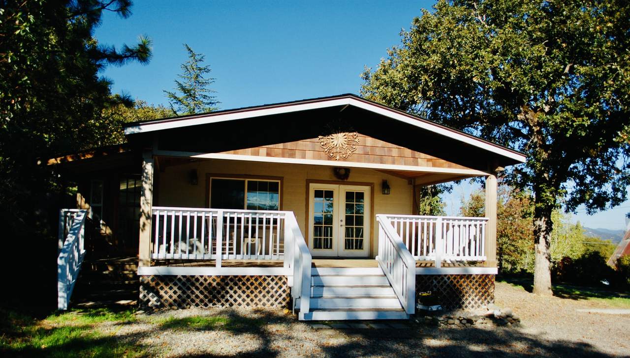 2018 Jasmine Avenue - Photo 1