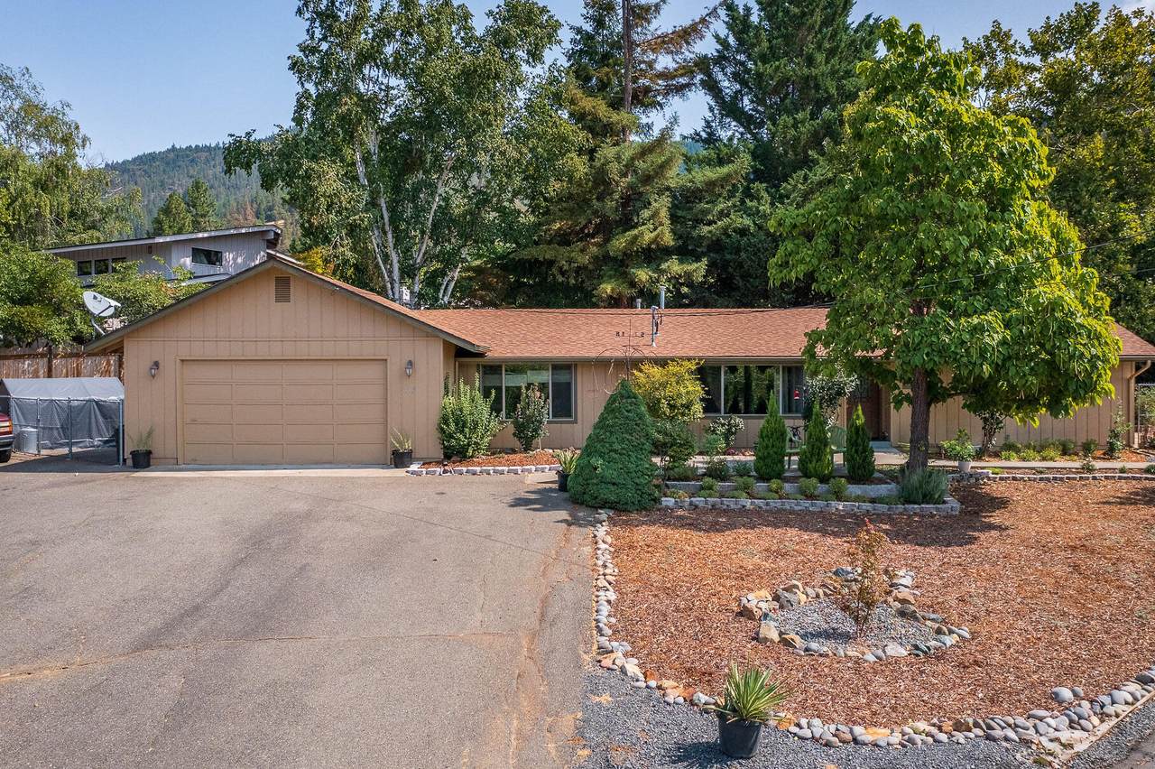2375 Scoville Road - Photo 1