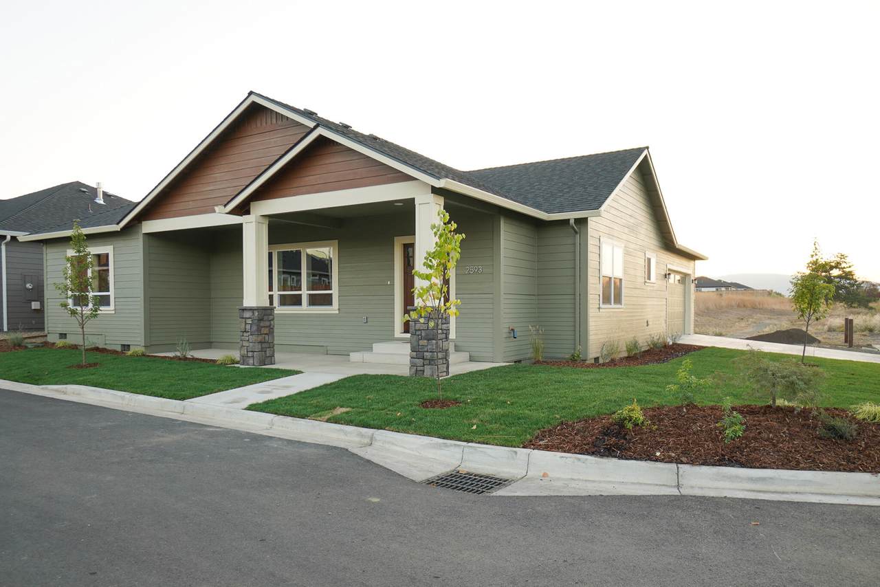 2593 Newmar Lane - Photo 1