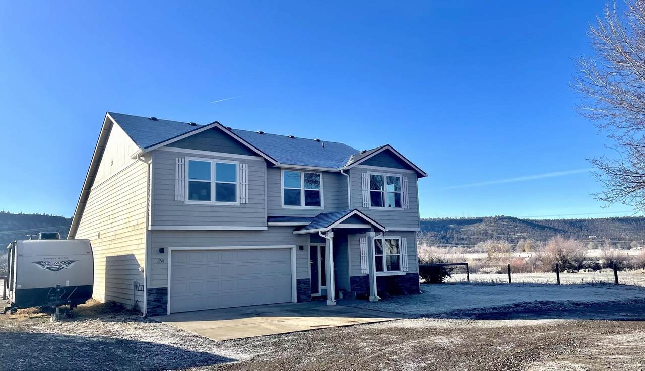 1741 Village Court - Photo 1