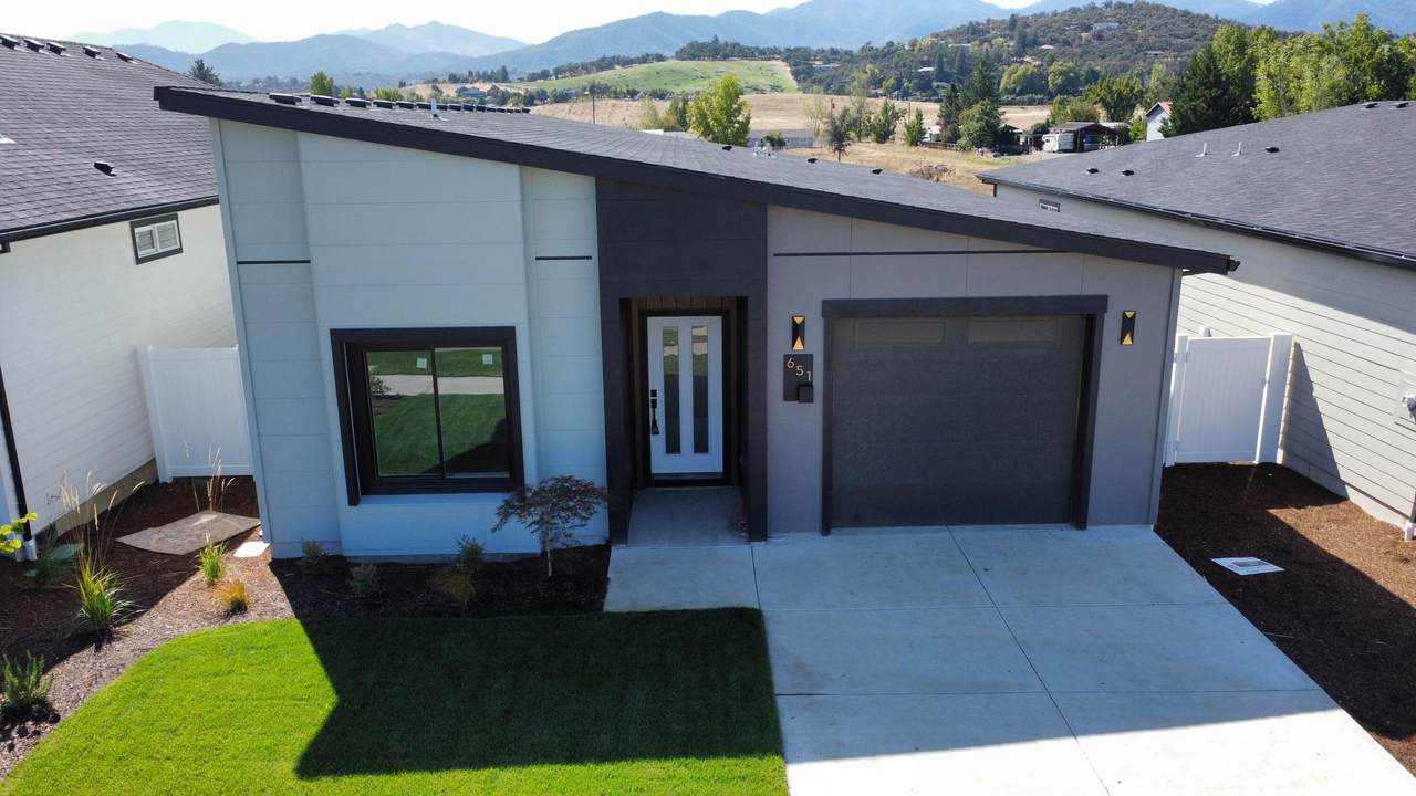 651 Terrazzo Way - Photo 1