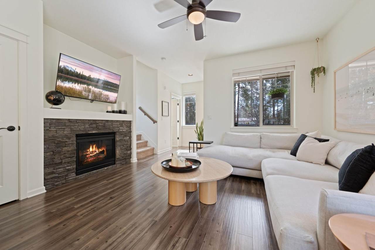 20250 Narnia Place - Photo 1