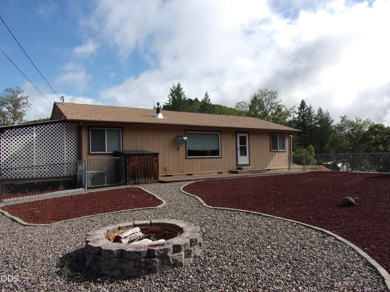 375 Jordan Creek Road - Photo 1