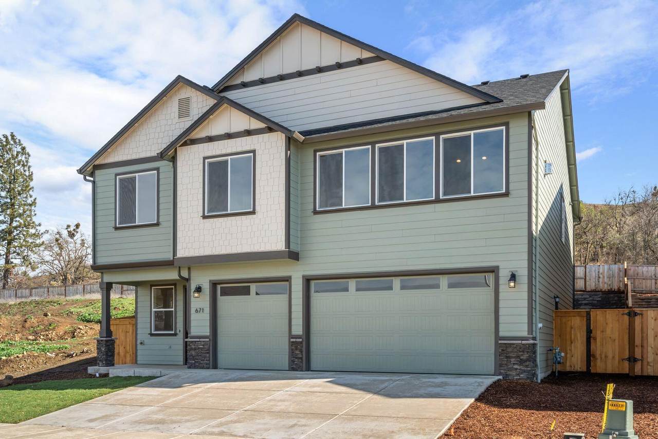 681 Old Waverly Way - Photo 1