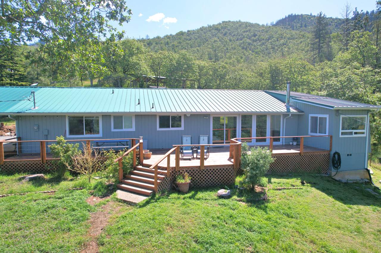 401 Tumbleweed Drive - Photo 1