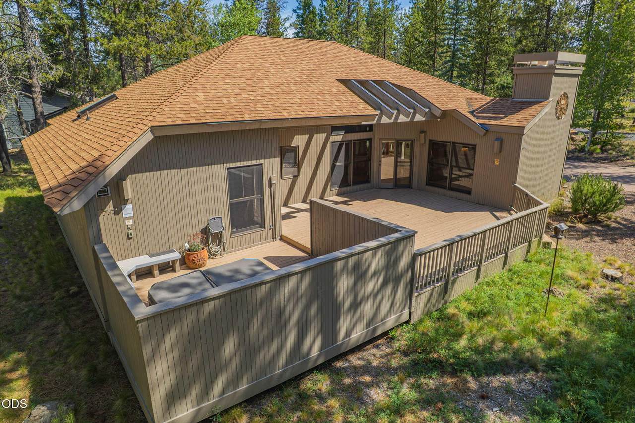 57627 Cultus Lane - Photo 1