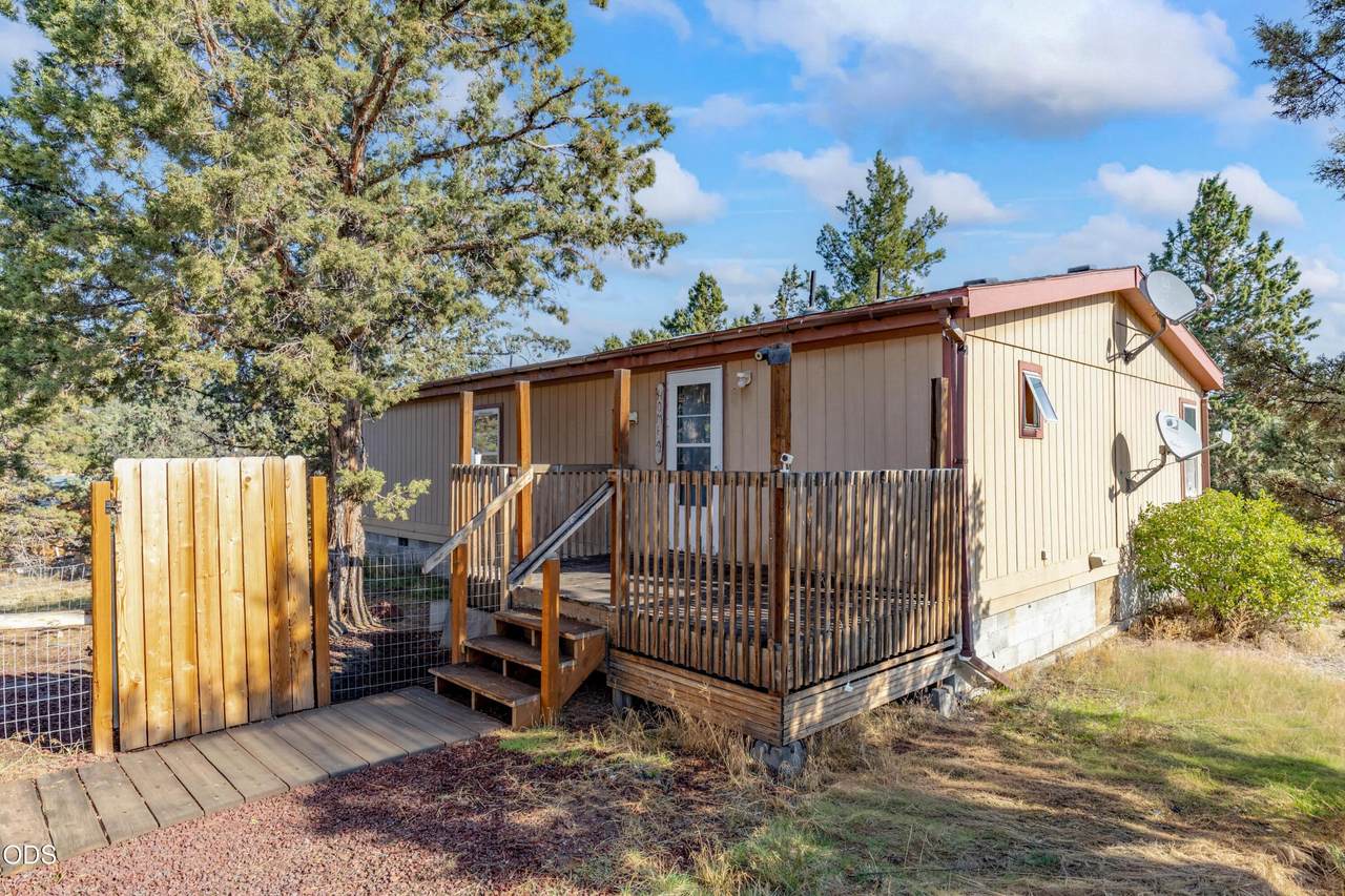 16299 Antelope Creek Drive - Photo 1