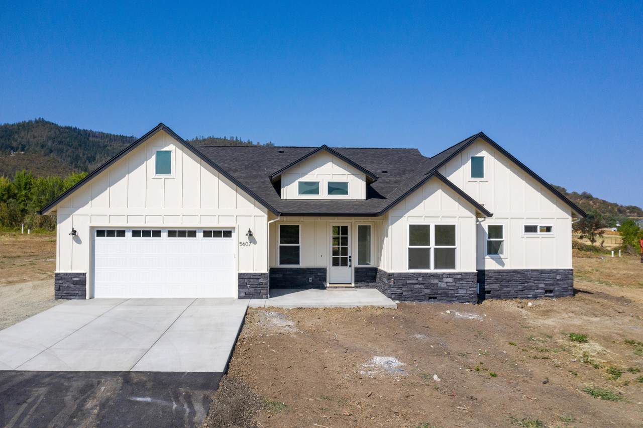 5607 Colver Road - Photo 1