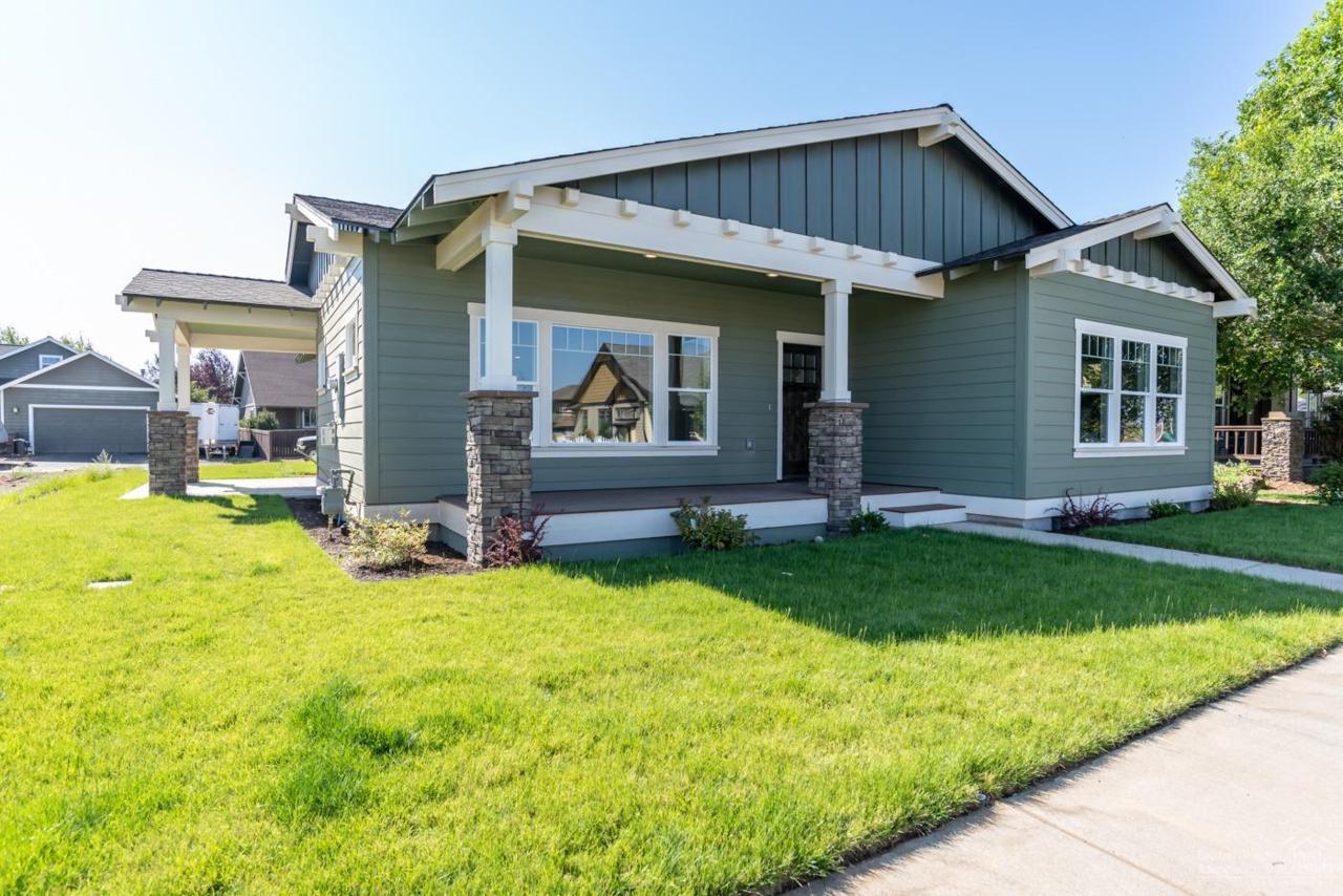 941 Rimrock Drive - Photo 1