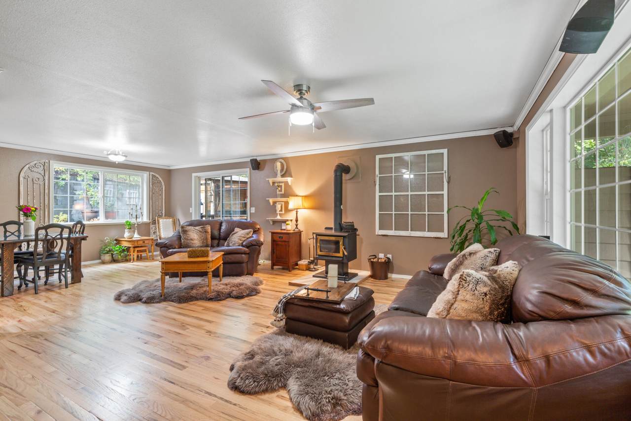 6798 Griffin Creek Road - Photo 1