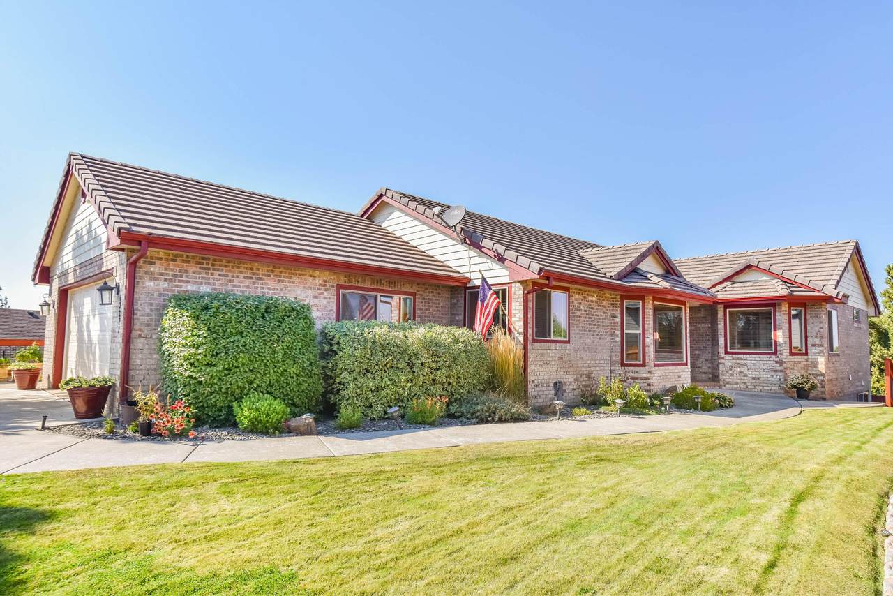 63371 Lamoine Lane - Photo 1