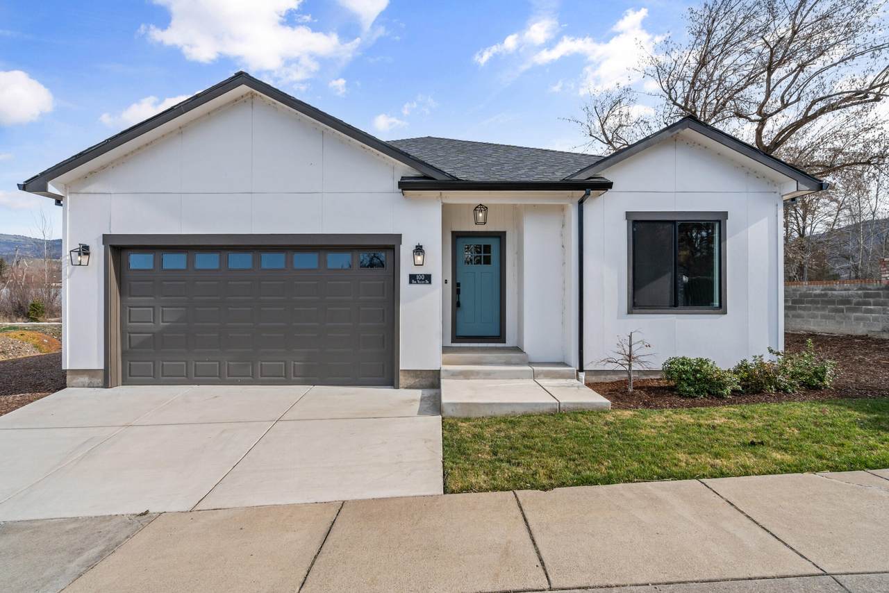100 Oak Valley Drive - Photo 1