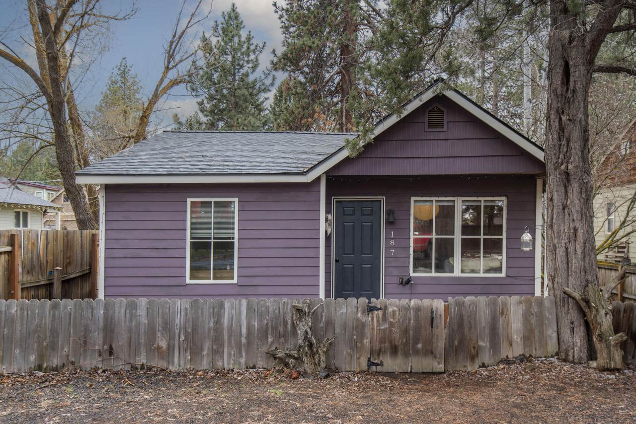 187 Jefferson Avenue - Photo 1