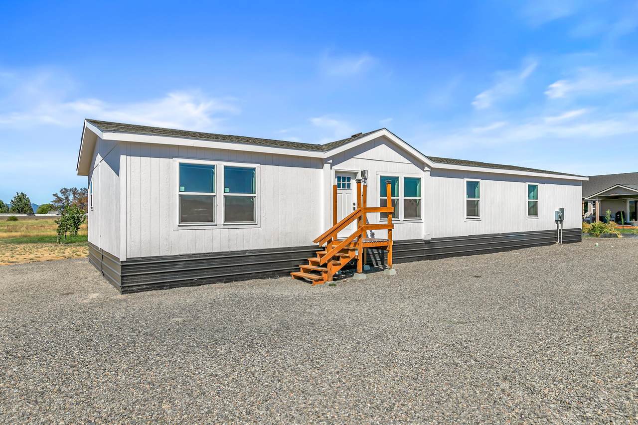 1182 Justice Road - Photo 1