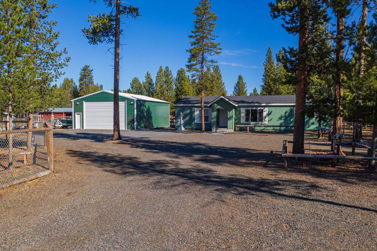 12411 Larchwood Drive - Photo 1