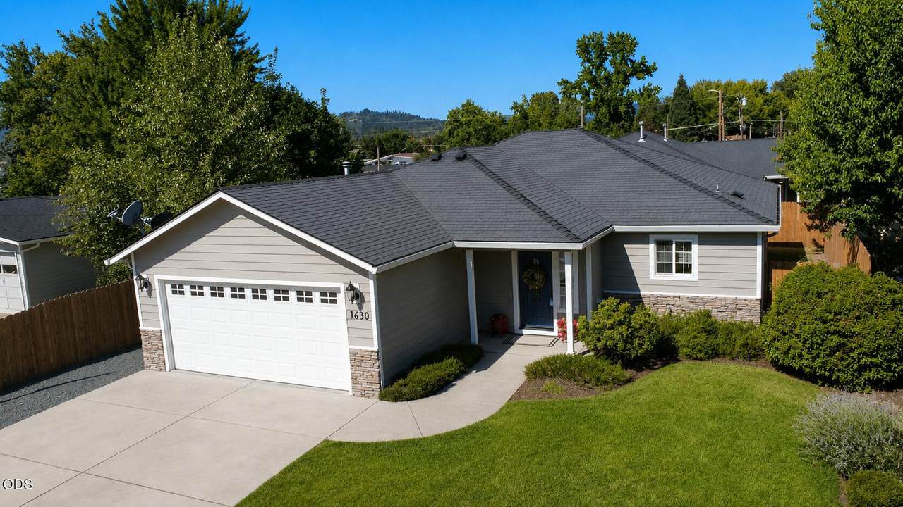 1630 Medart Lane - Photo 1