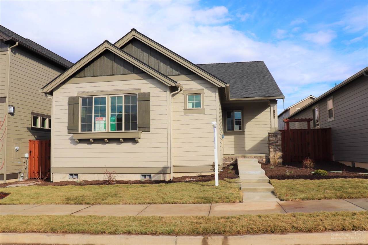1386 Wilshire Drive - Photo 1