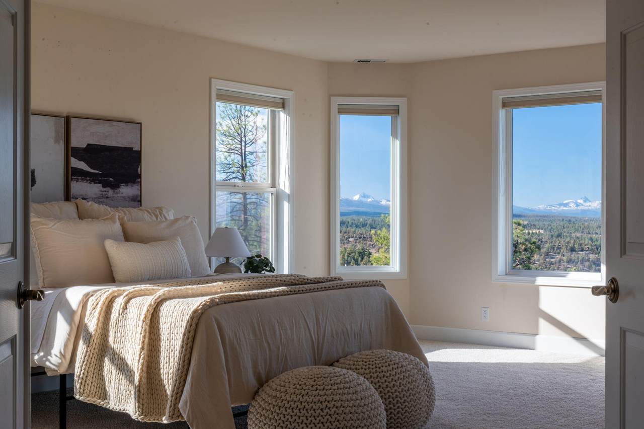 3615 Falcon Ridge - Photo 1