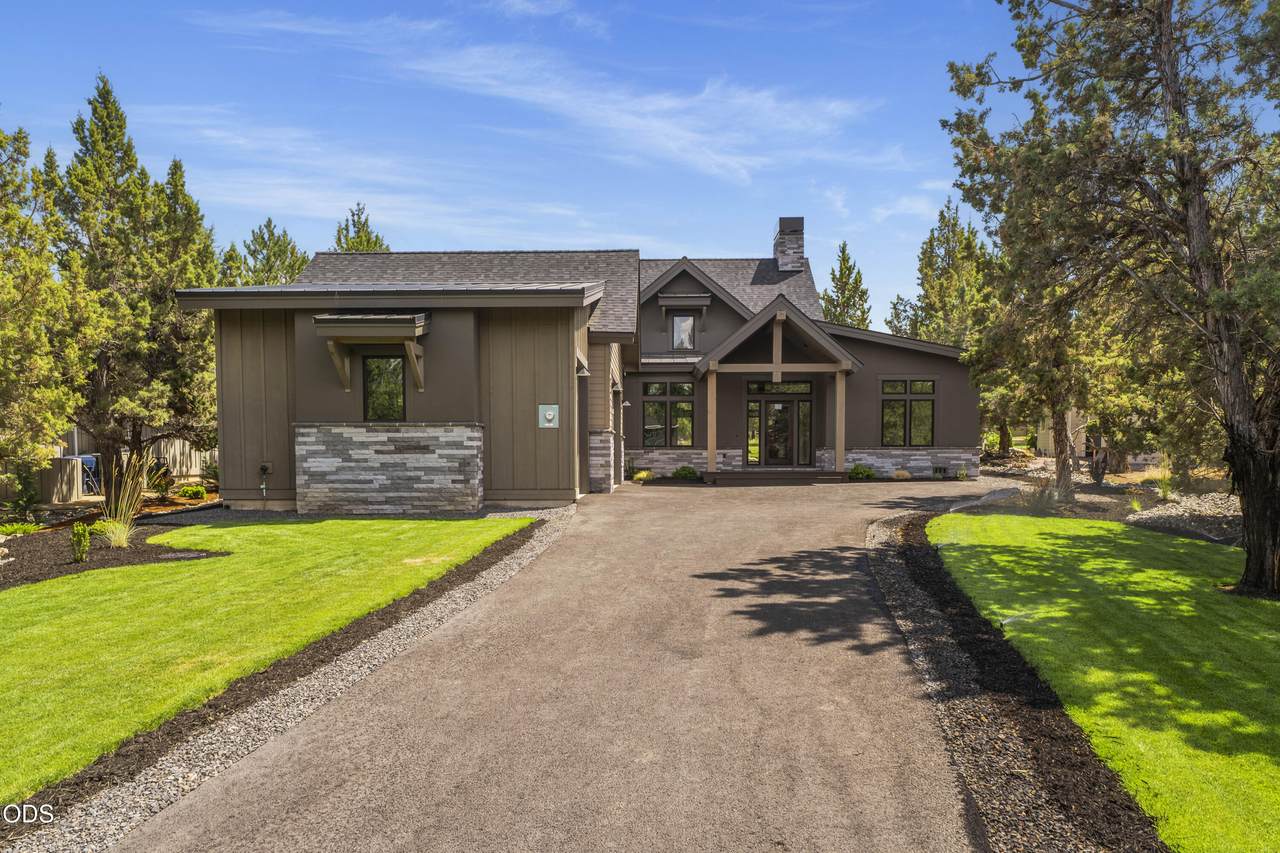 2447 Osprey Drive - Photo 1