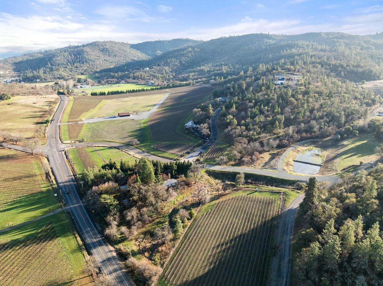 70 Vineyard View Circle - Photo 1