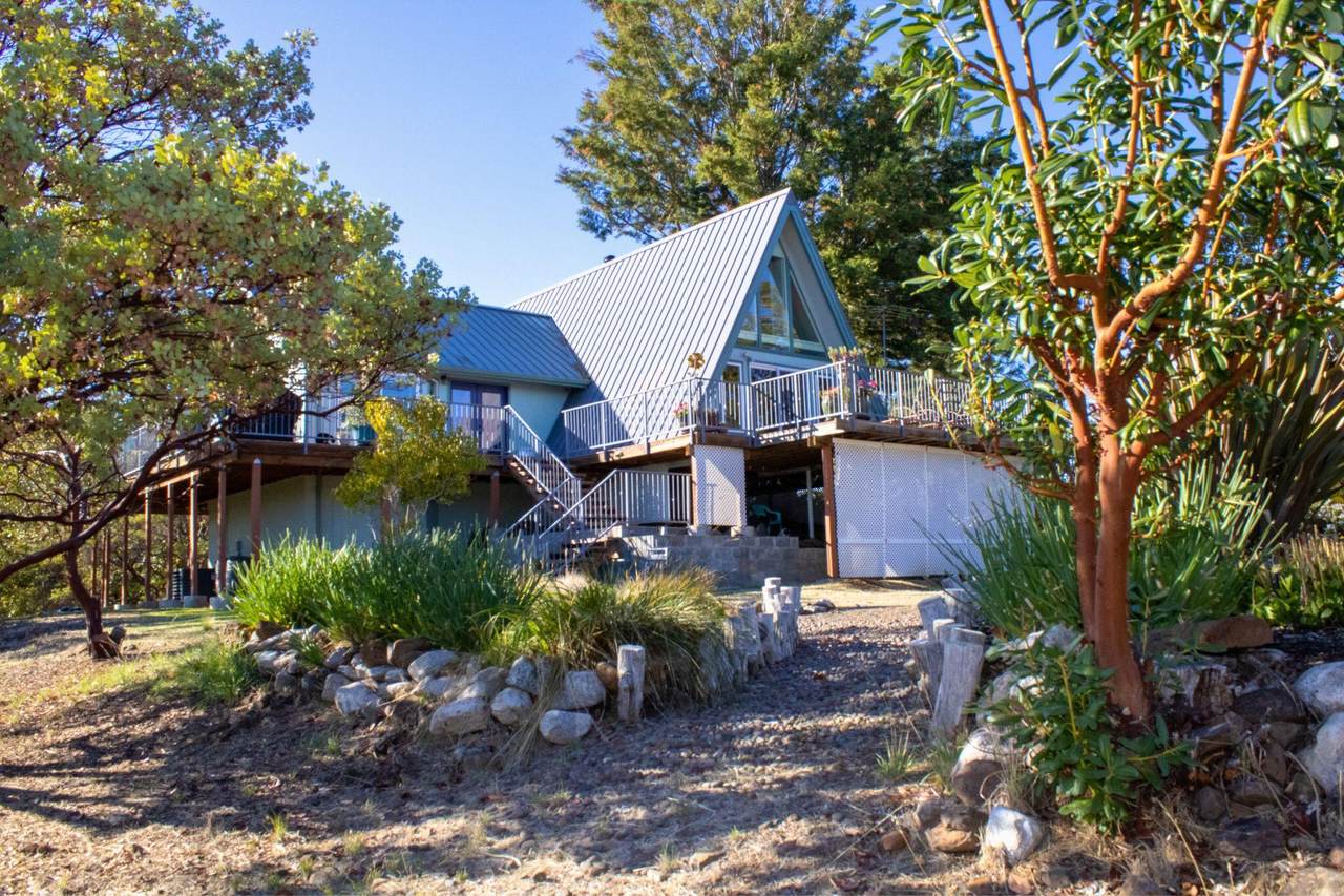 1100 Rolling Hills Drive - Photo 1