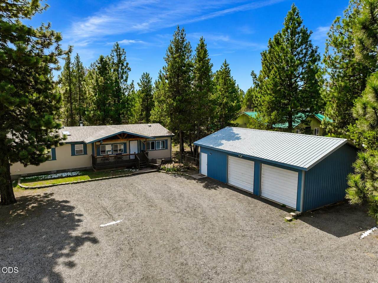15957 Sparks Drive - Photo 1